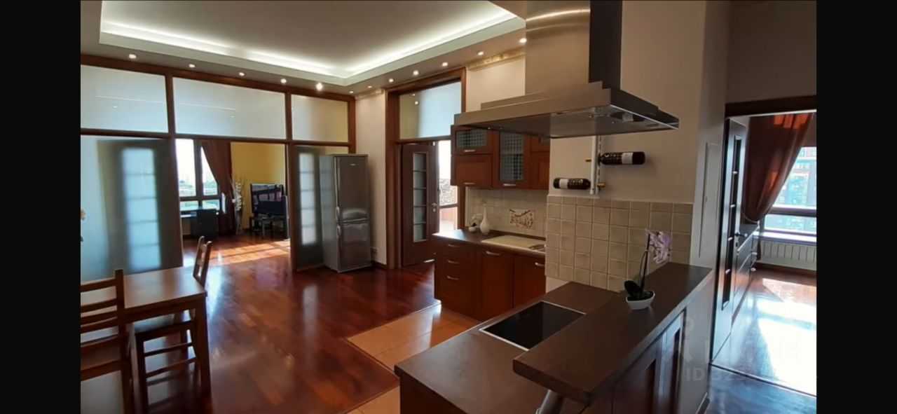 4-комнатная квартира, 100 м² — фотография 2