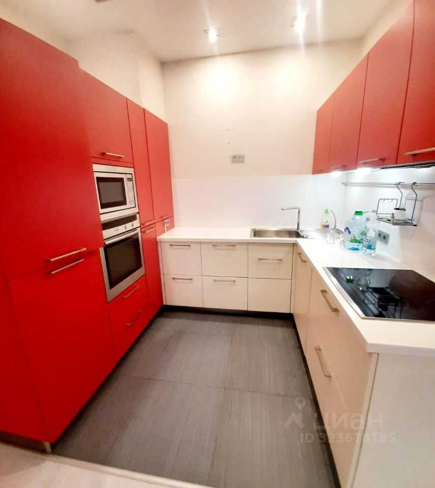 5-комнатная квартира, 230 м² — фотография 3