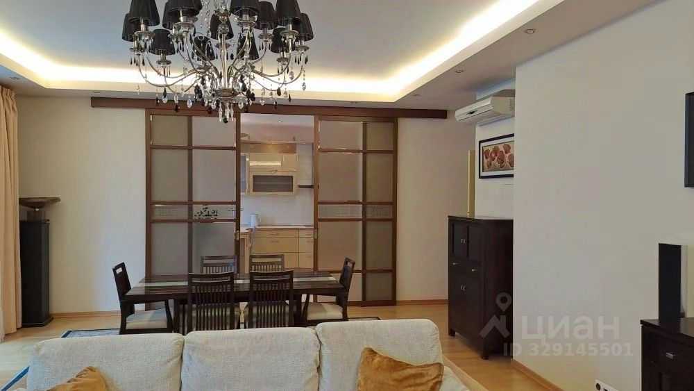 4-комнатная квартира, 170 м² — фотография 3