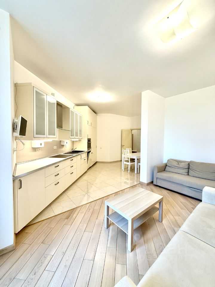 2-комнатная квартира, 90 м² — фотография 2