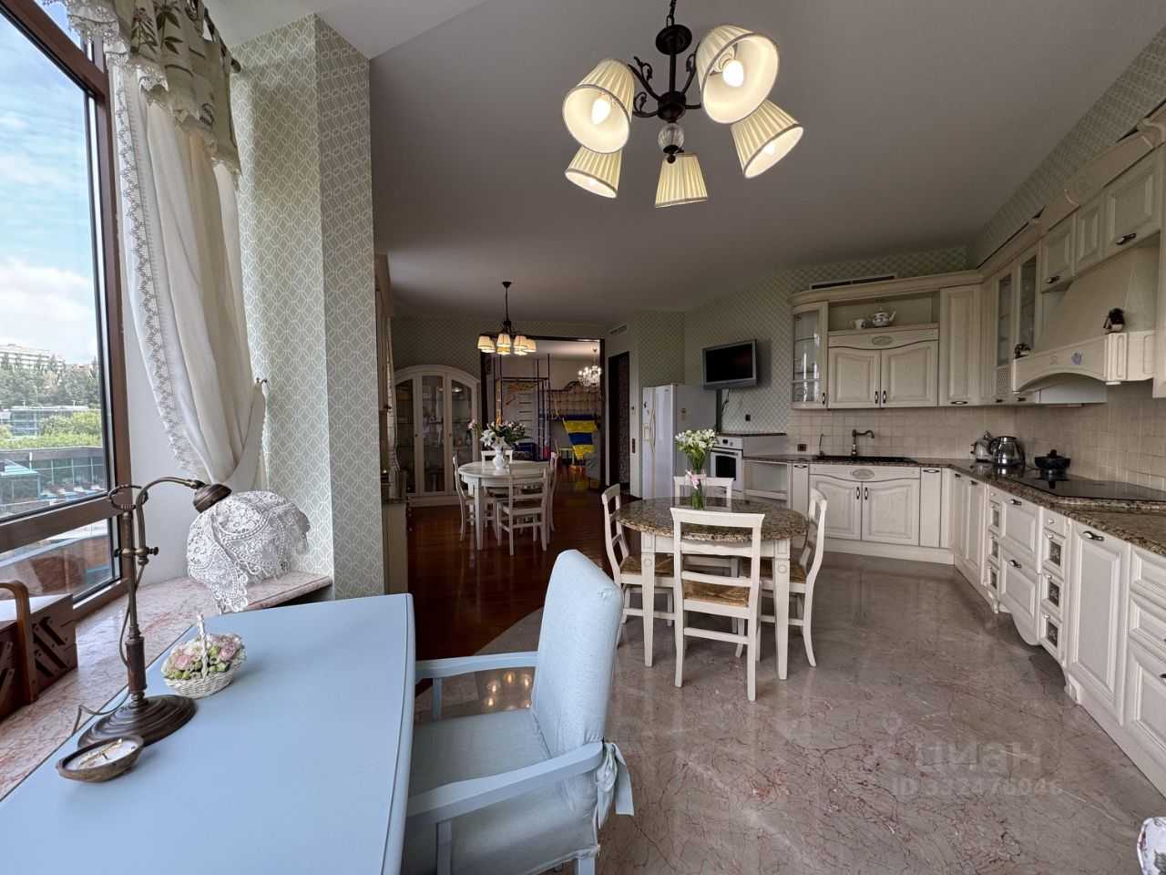 4-комнатная квартира, 173 м² — фотография 3