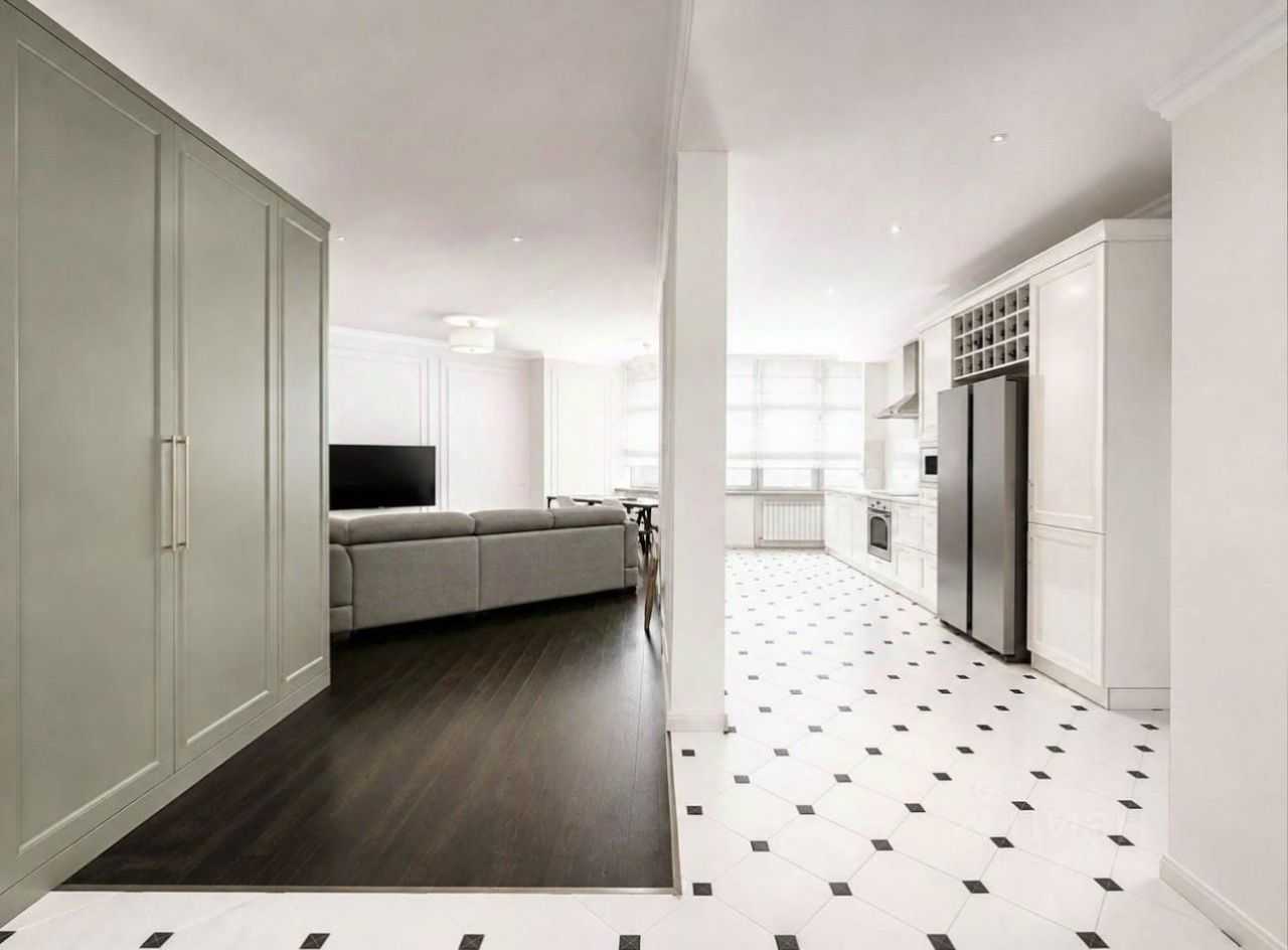 4-комнатная квартира, 126 м² — фотография 2