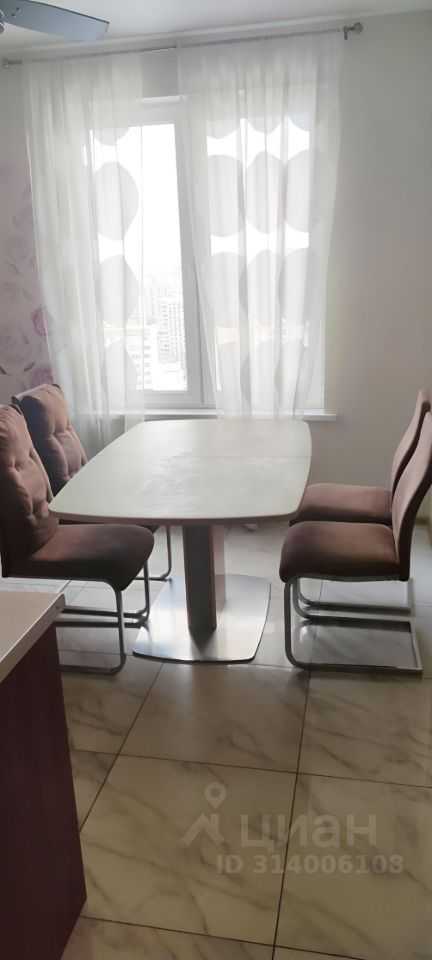 3-комнатная квартира, 85 м² — фотография 2