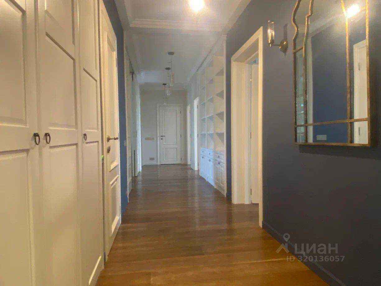 4-комнатная квартира, 113 м² — фотография 3