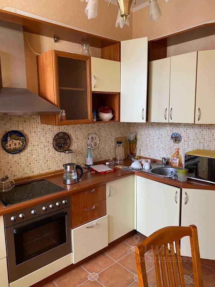 2-комнатная квартира, 76 м² — фотография 2
