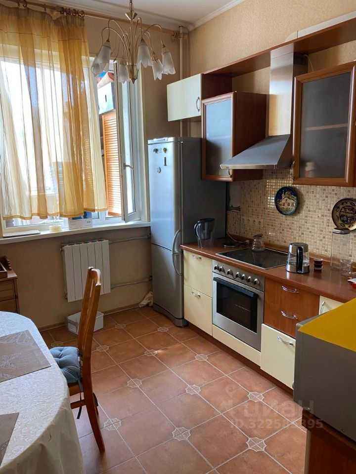 2-комнатная квартира, 76 м²