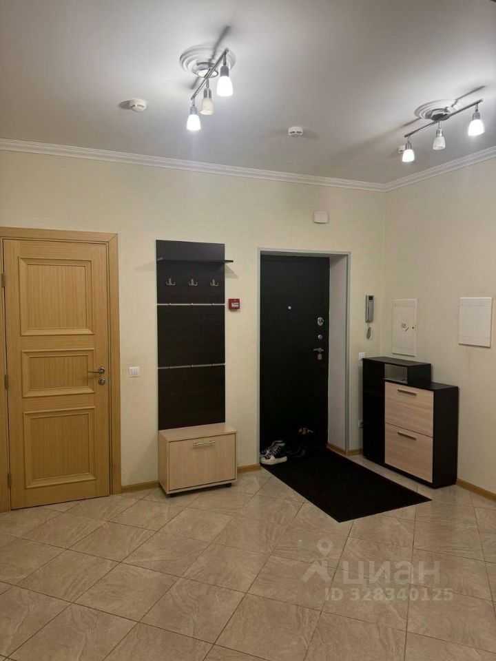 2-комнатная квартира, 72 м²