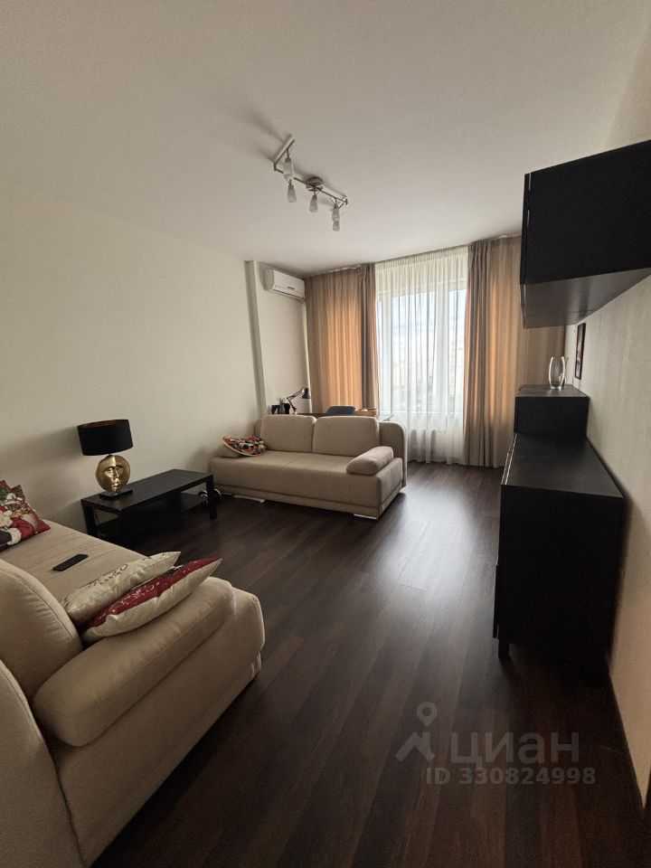 2-комнатная квартира, 64 м² — фотография 3
