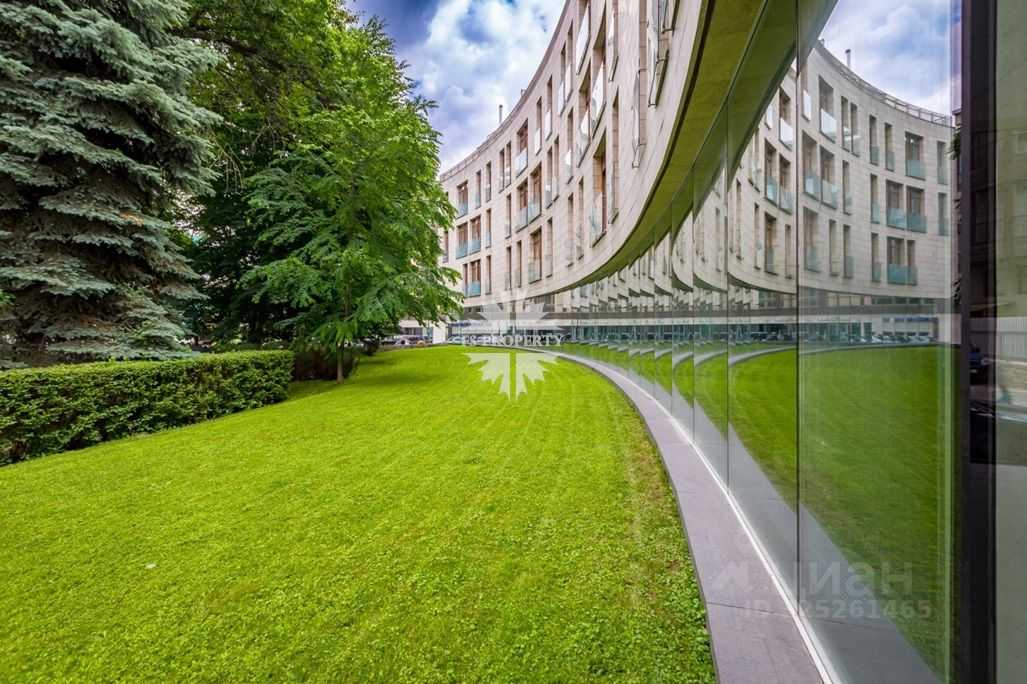 3-комнатная квартира, 220 м²