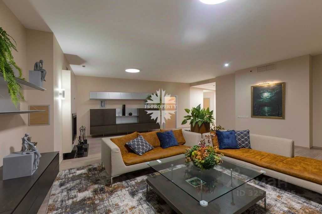 3-комнатная квартира, 220 м² — фотография 3