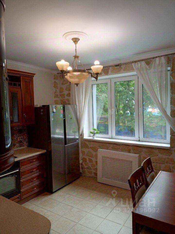 2-комнатная квартира, 70 м² — фотография 3