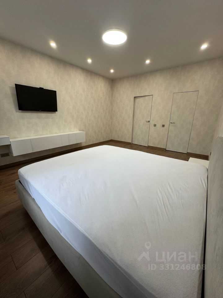 2-комнатная квартира, 80 м² — фотография 2