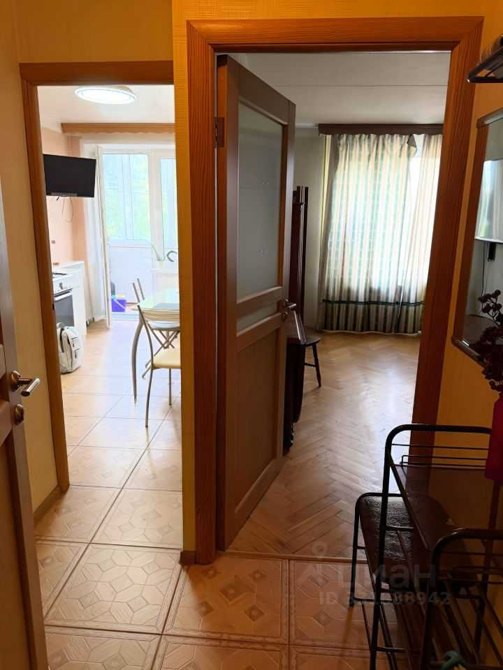 1-комнатная квартира, 35 м² — фотография 2