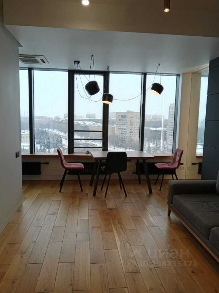 2-комнатная квартира, 72 м² — фотография 3