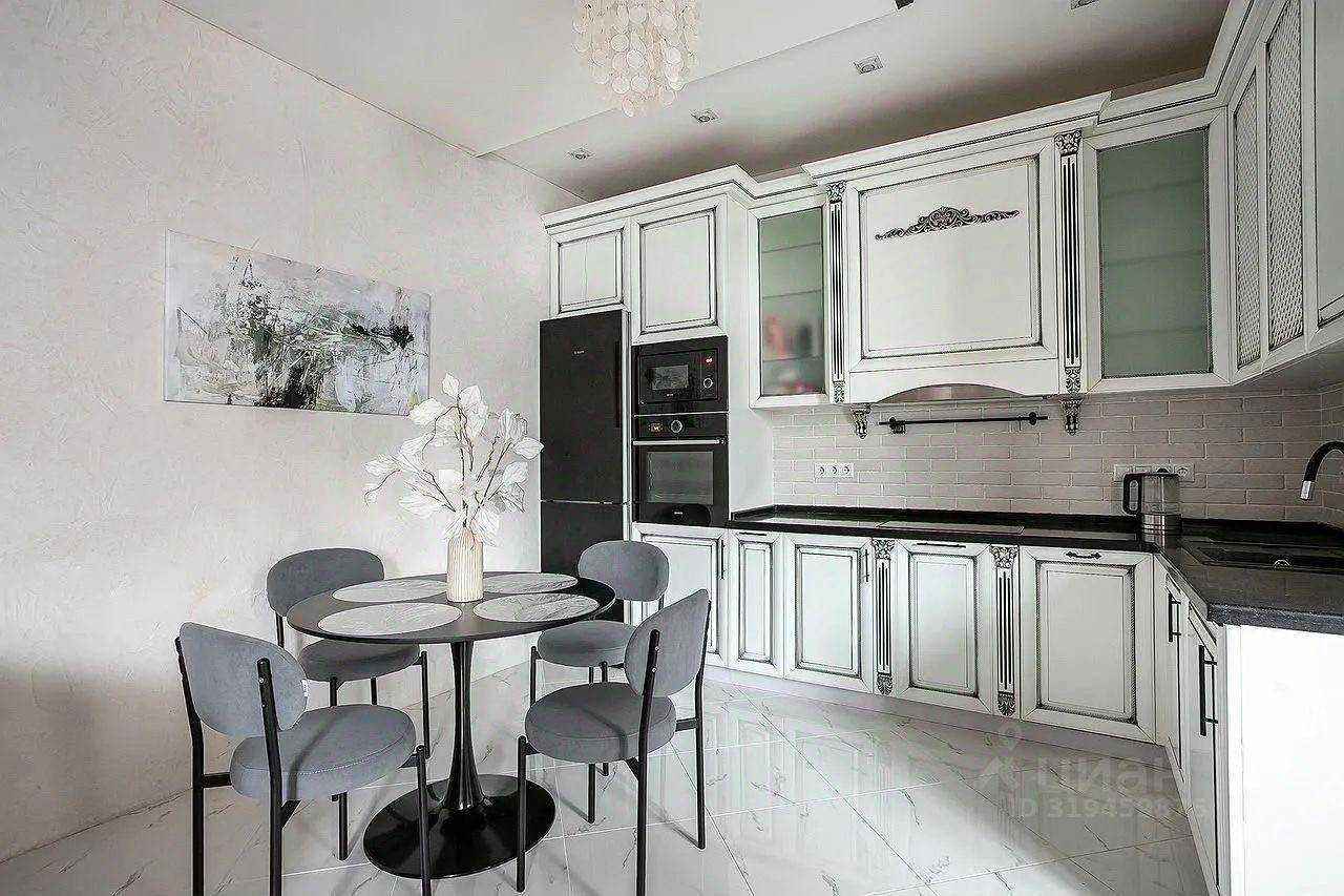 2-комнатная квартира, 89 м² — фотография 2