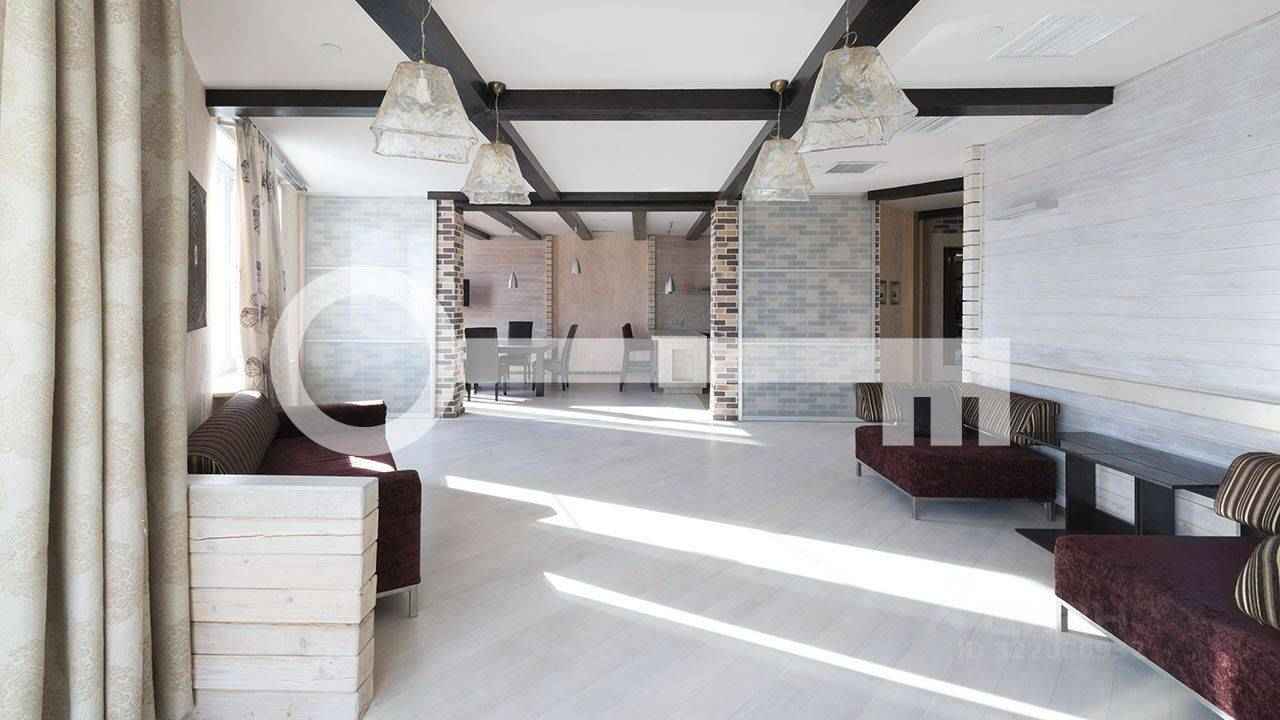 4-комнатная квартира, 189 м² — фотография 2