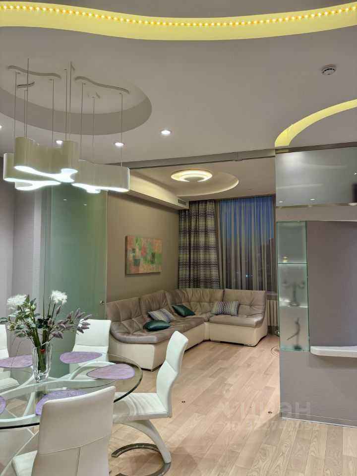 5-комнатная квартира, 180 м²