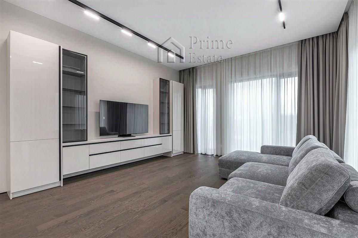 4-комнатная квартира, 140 м² — фотография 2