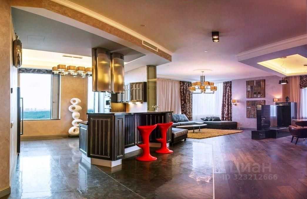 4-комнатная квартира, 210,8 м²