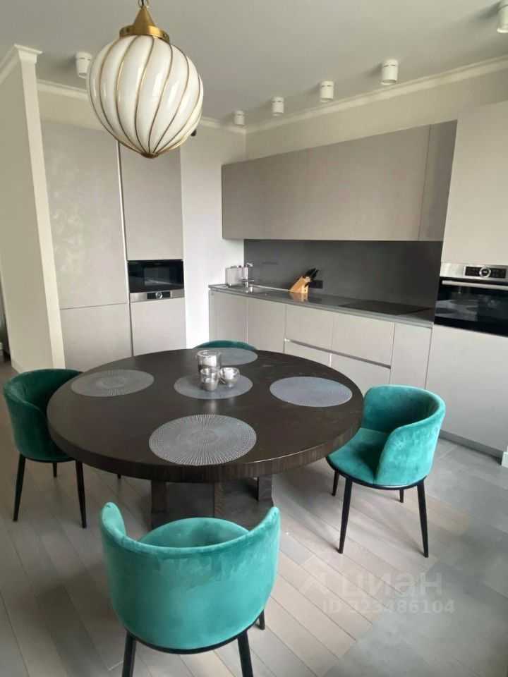 4-комнатная квартира, 151,2 м² — фотография 2