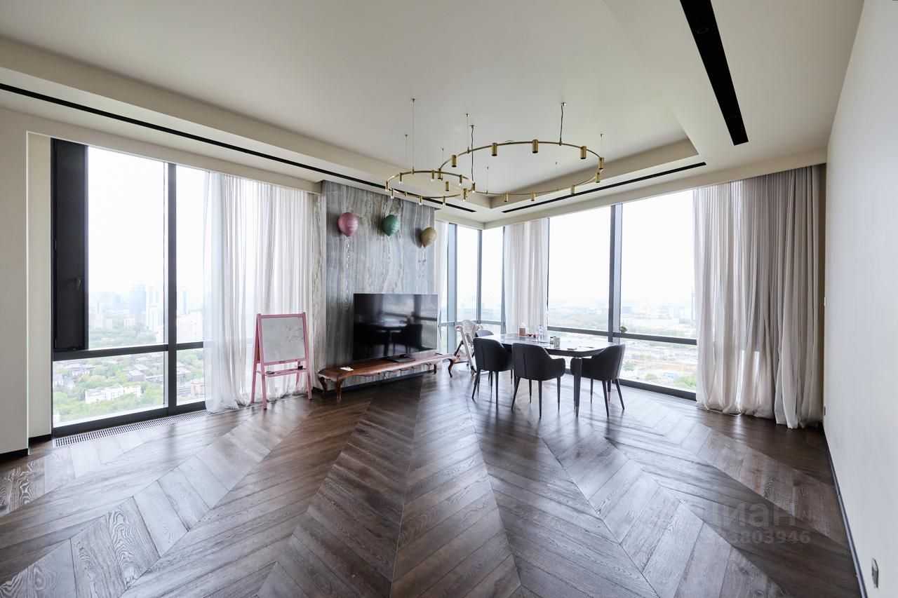 4-комнатная квартира, 147,8 м²