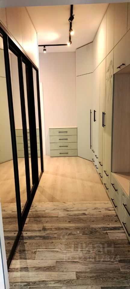 4-комнатная квартира, 80 м² — фотография 3