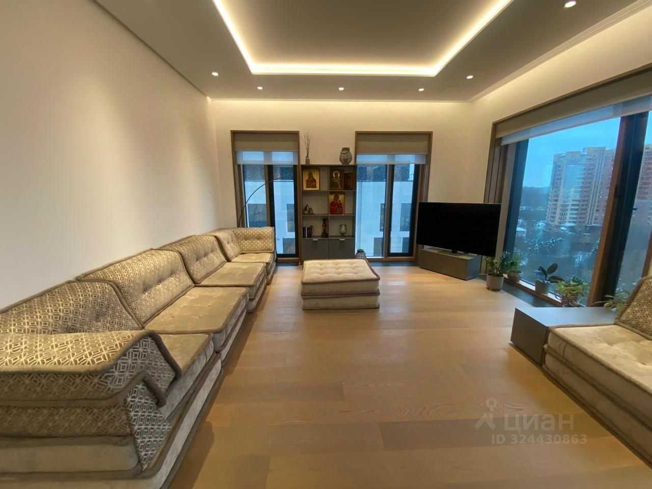 4-комнатная квартира, 150 м² — фотография 2