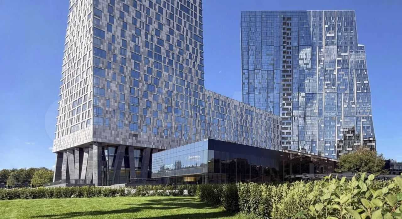 4-комнатная квартира, 210 м² — фотография 2