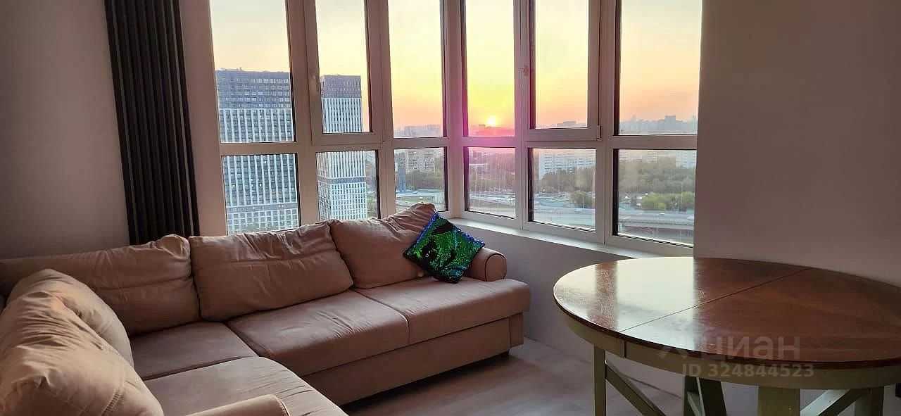 4-комнатная квартира, 80 м² — фотография 3