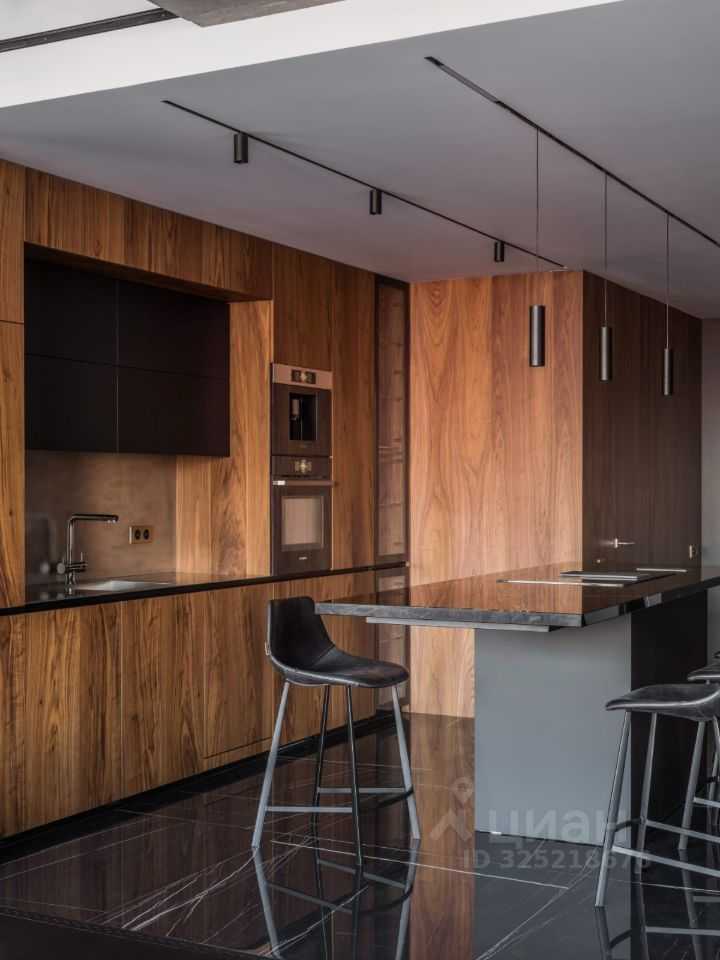 2-комнатная квартира, 130 м² — фотография 2