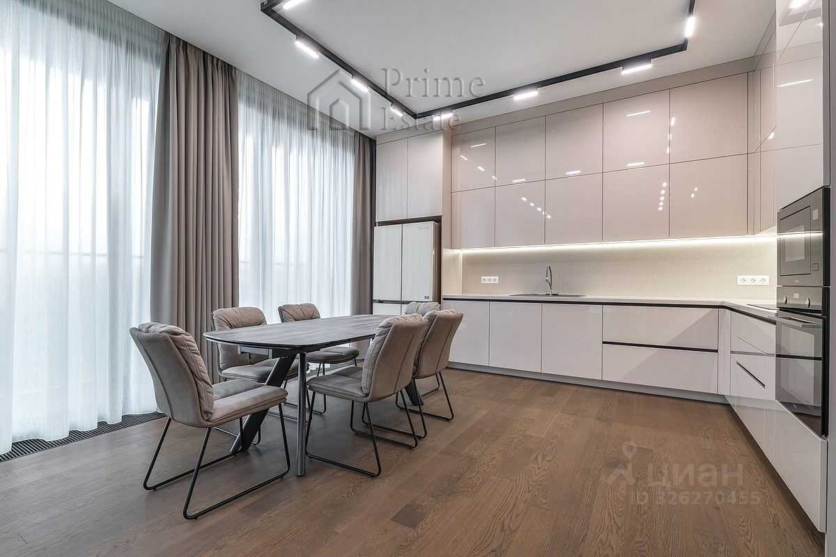 4-комнатная квартира, 145 м² — фотография 3
