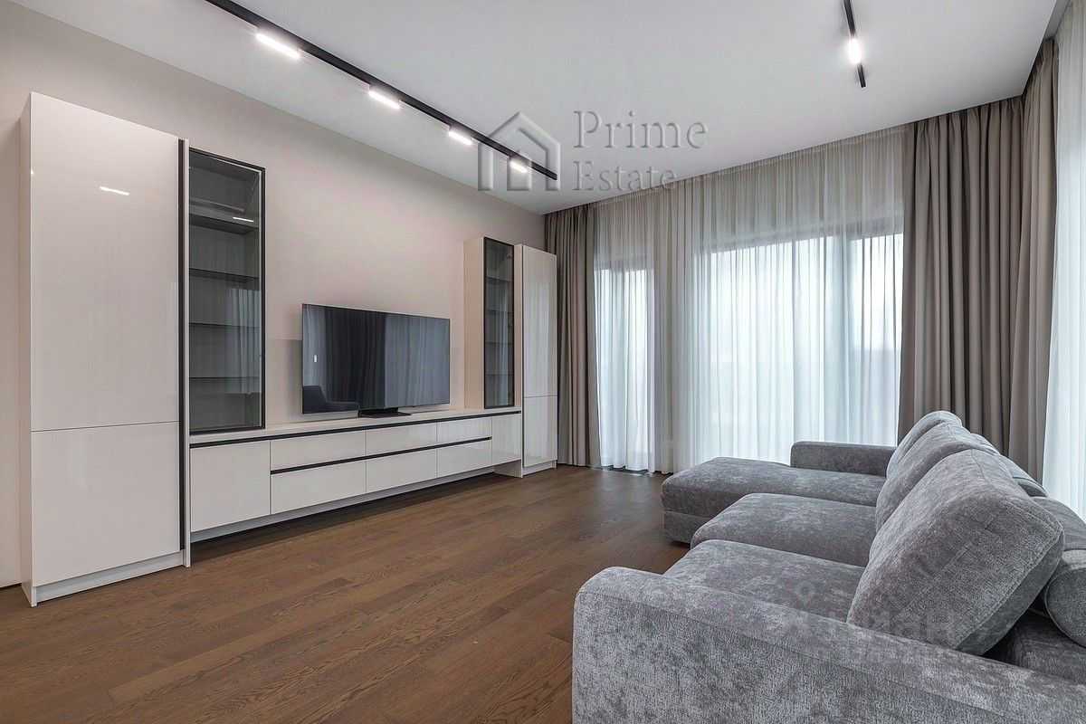 4-комнатная квартира, 145 м² — фотография 2