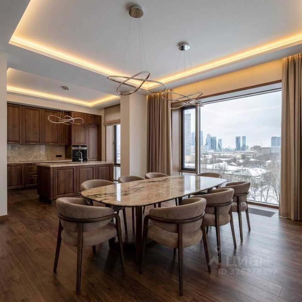 4-комнатная квартира, 189 м²
