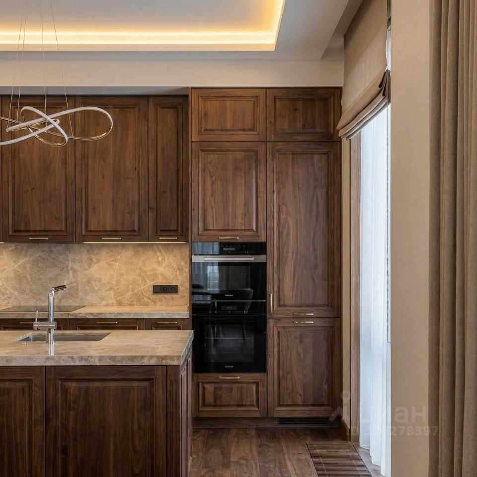 4-комнатная квартира, 189 м² — фотография 2
