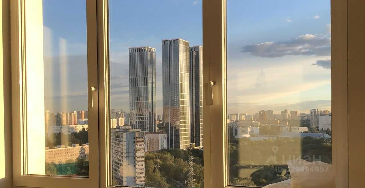 2-комнатная квартира, 82 м² — фотография 3