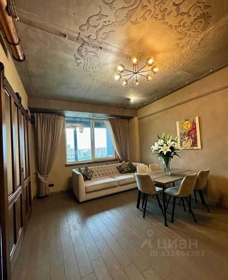 1-комнатная квартира, 82 м² — фотография 2