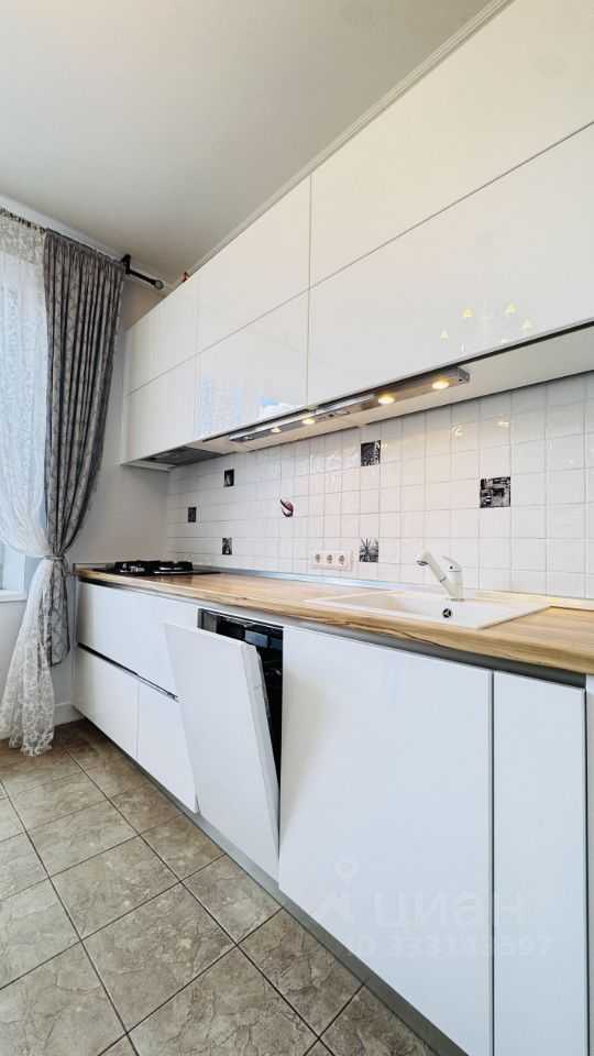 2-комнатная квартира, 82,3 м² — фотография 3