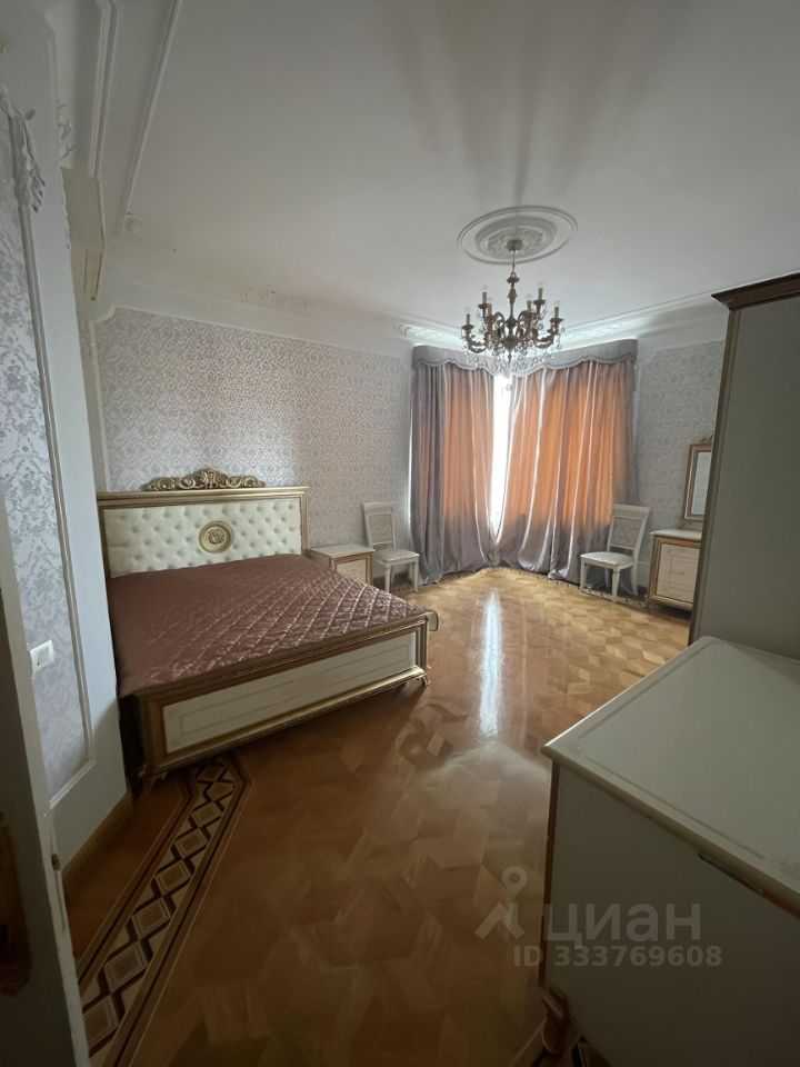 4-комнатная квартира, 178 м² — фотография 2
