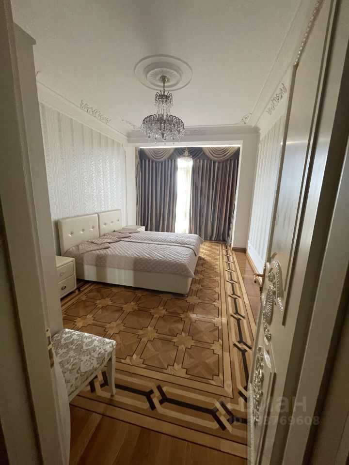 4-комнатная квартира, 178 м² — фотография 3