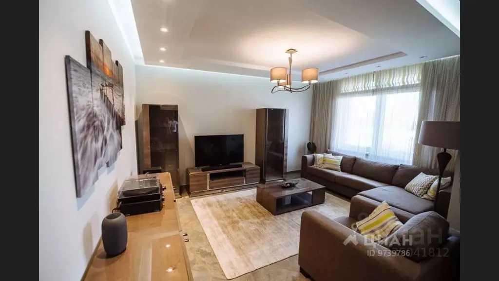 2-комнатная квартира, 88 м² — фотография 2