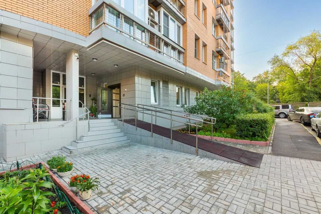 3-комнатная квартира, 110 м² — фотография 3