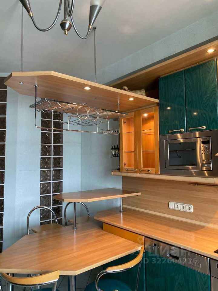 4-комнатная квартира, 120 м² — фотография 2