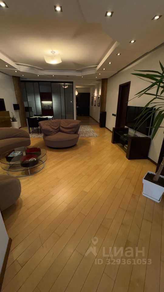 3-комнатная квартира, 140 м² — фотография 3
