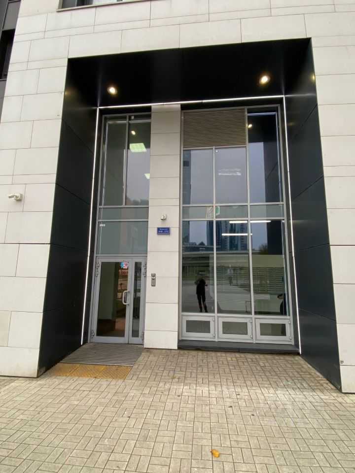 4-комнатная квартира, 96,8 м² — фотография 2