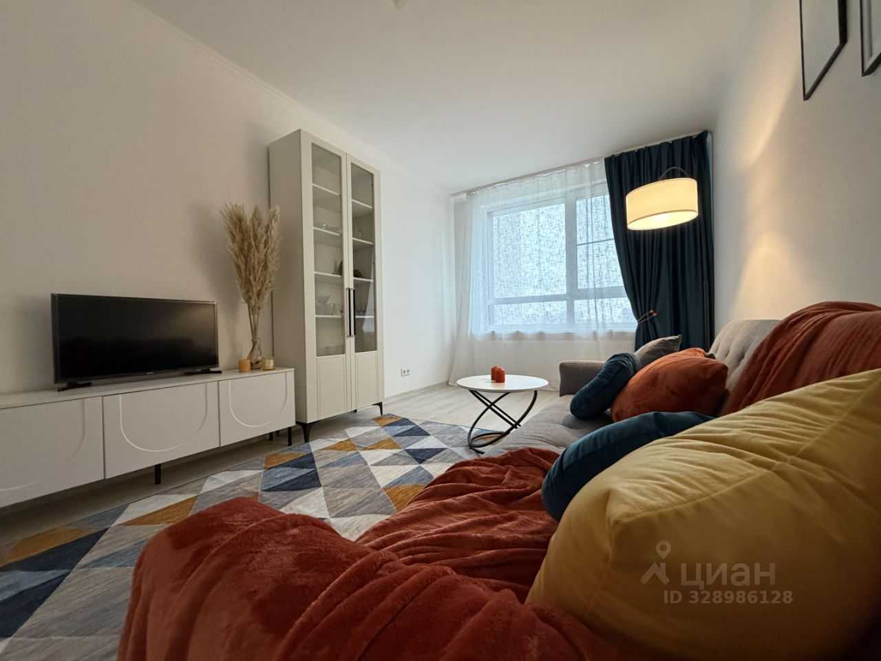 2-комнатная квартира, 60 м² — фотография 3