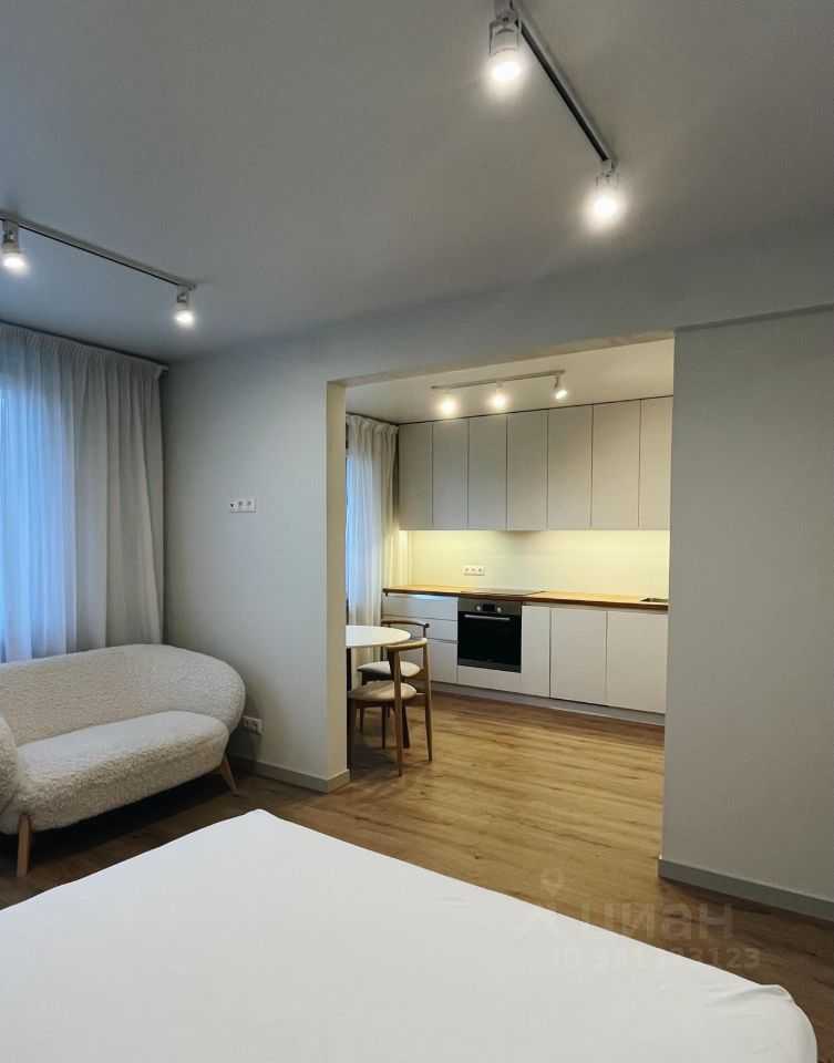 1-комнатная квартира, 37 м² — фотография 2