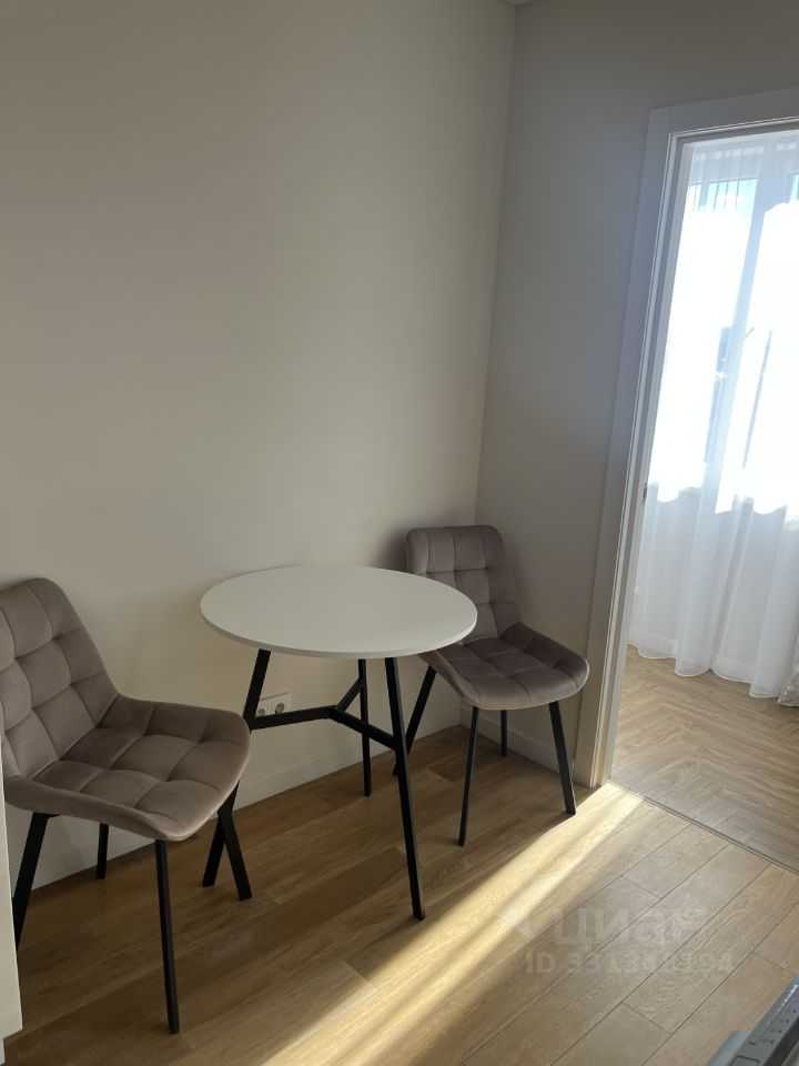 1-комнатная квартира, 38 м² — фотография 2