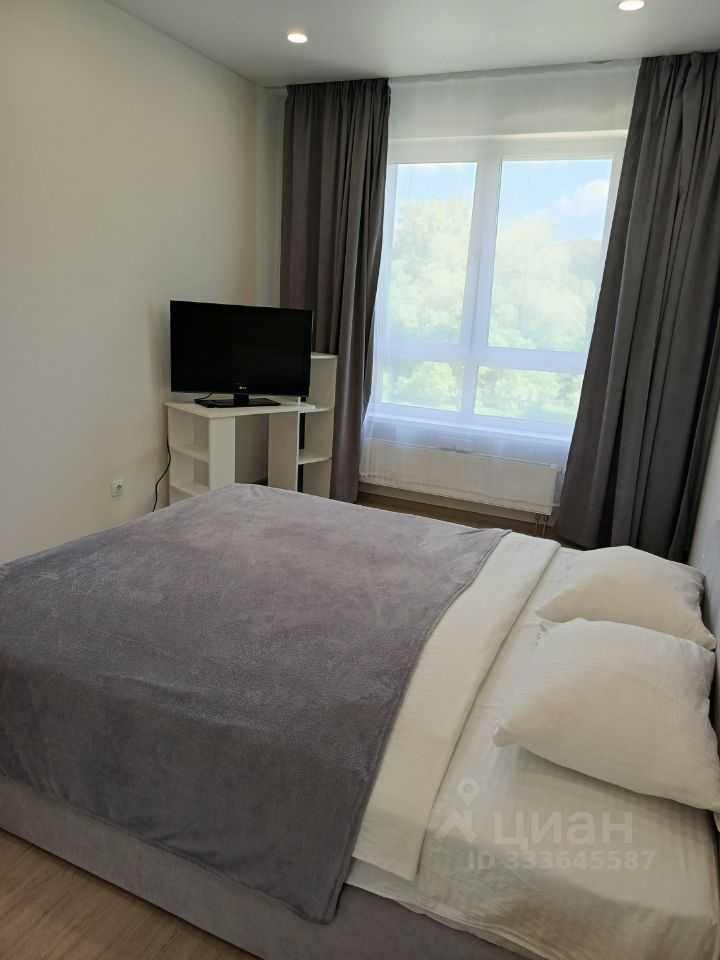 1-комнатная квартира, 37,7 м² — фотография 2