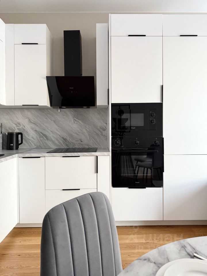 1-комнатная квартира, 42 м² — фотография 3