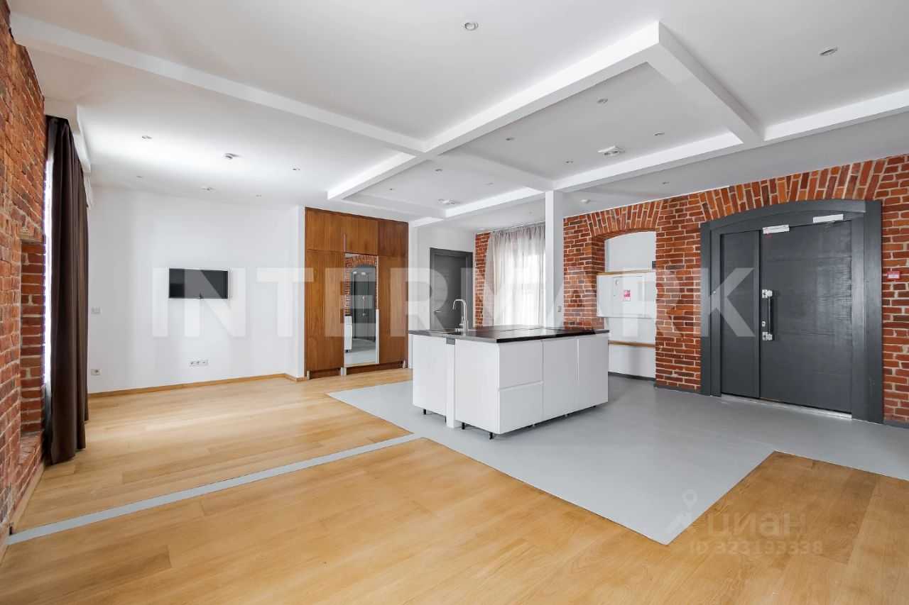 4-комнатная квартира, 125 м² — фотография 2